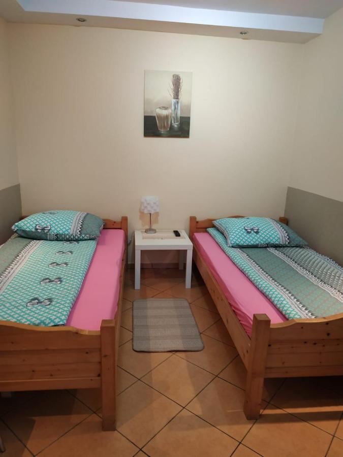 Relax U Janusza Hotell Kołobrzeg Exteriör bild