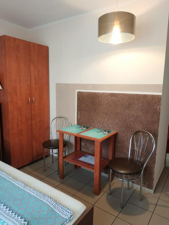 Relax U Janusza Hotell Kołobrzeg Exteriör bild