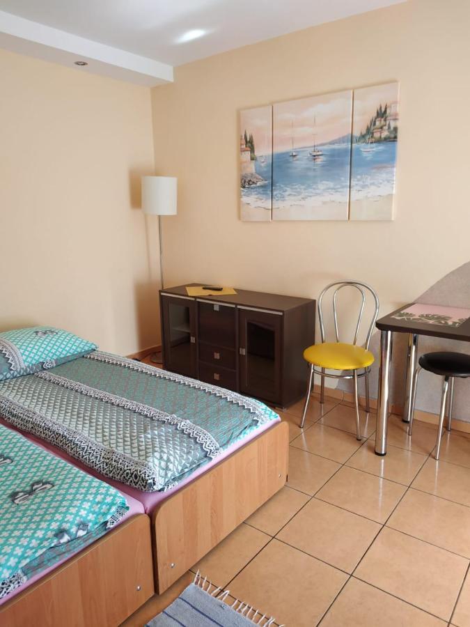 Relax U Janusza Hotell Kołobrzeg Exteriör bild